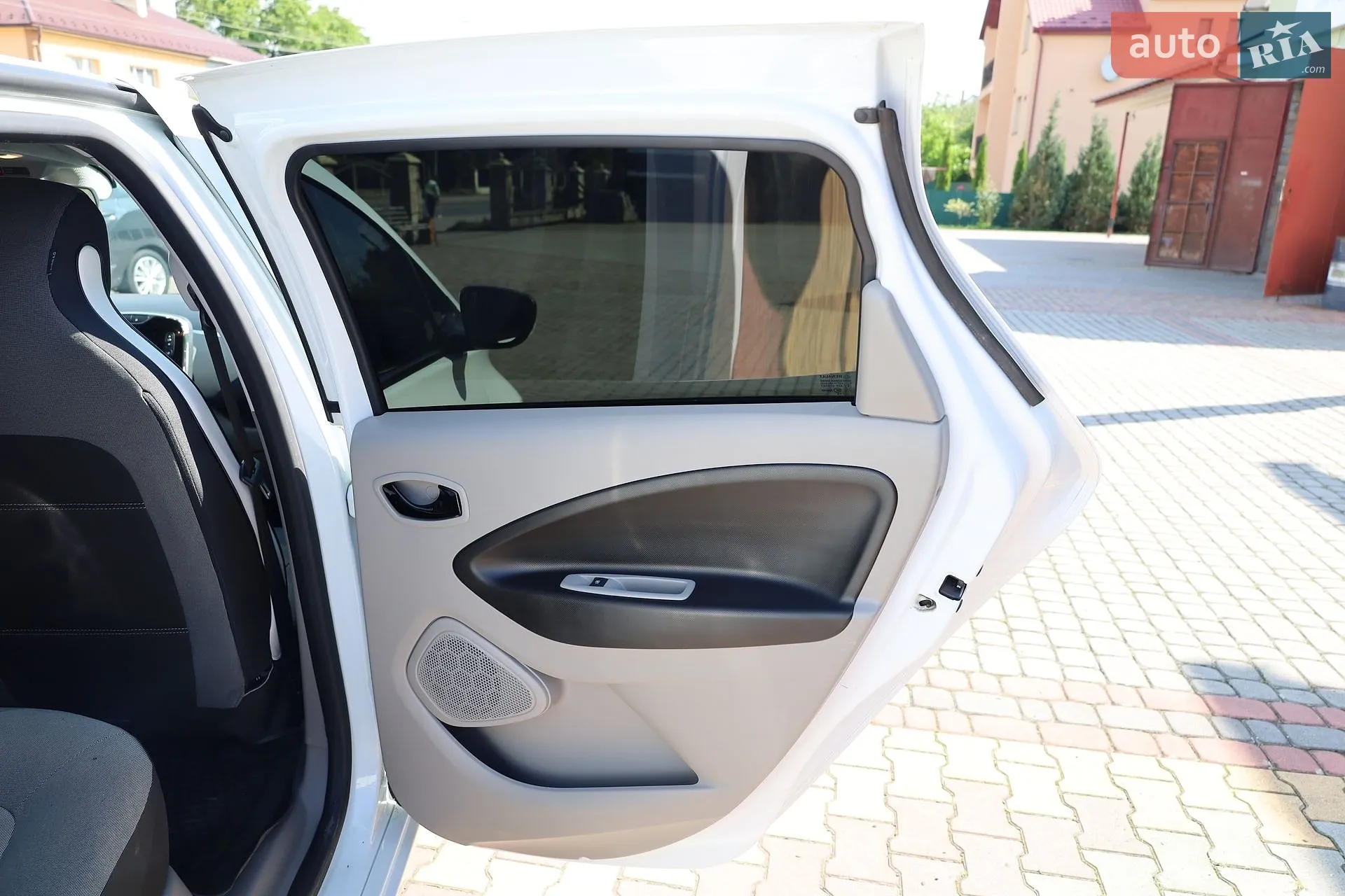 2016 Renault ZOE - мініатюра 40