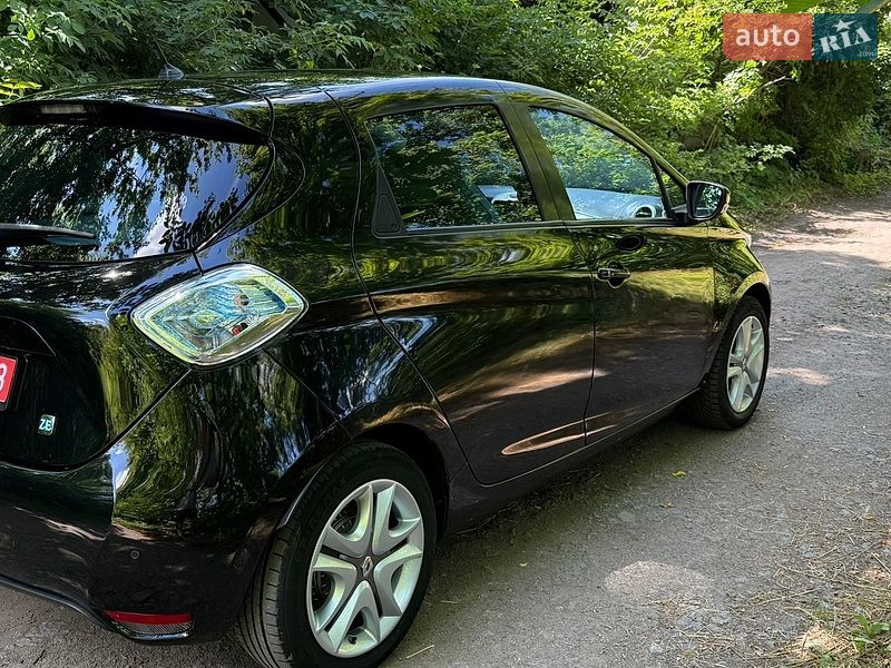 Хетчбек Renault Zoe 2015 в Козятині