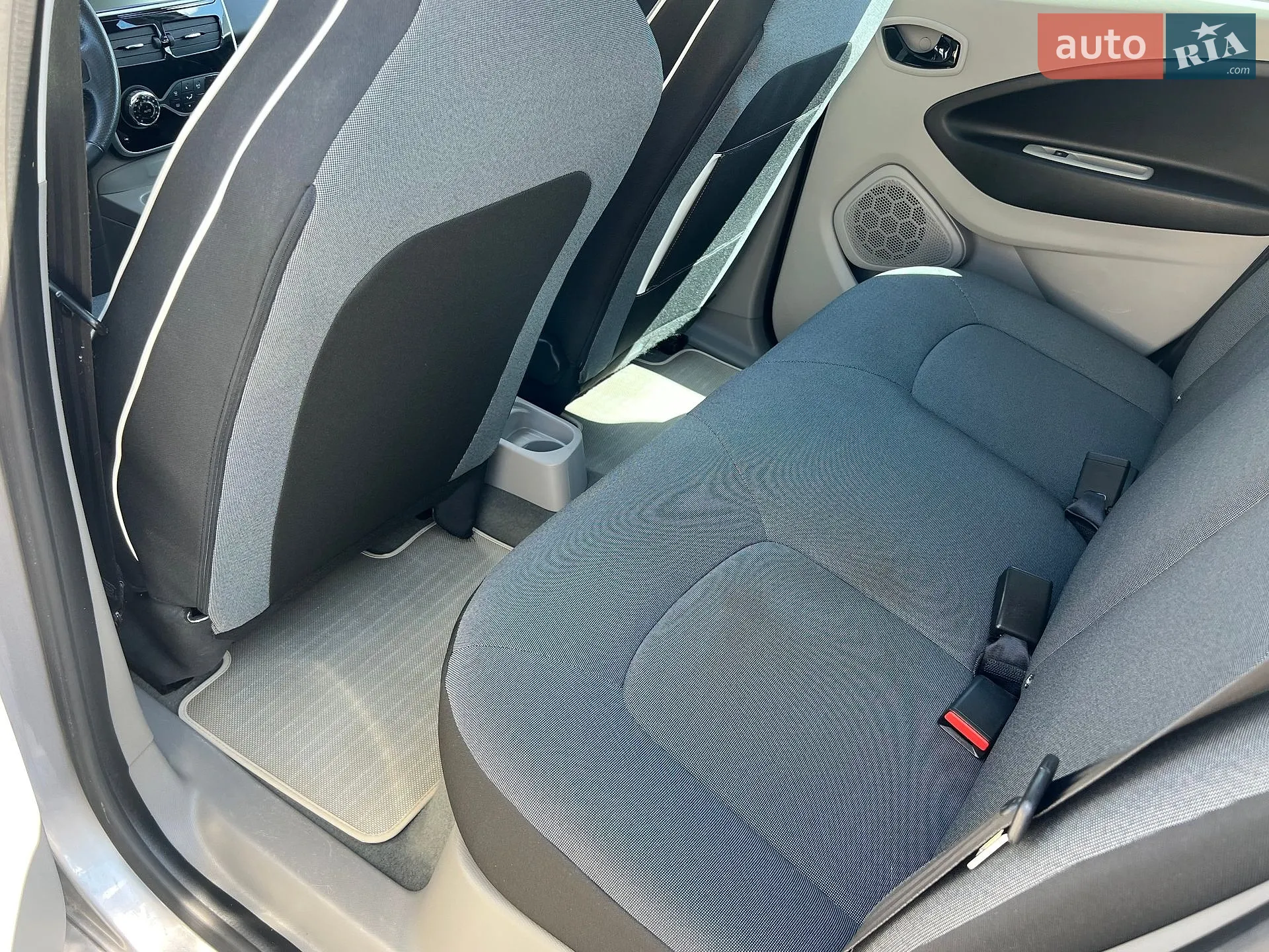 2014 Renault ZOE - мініатюра 13