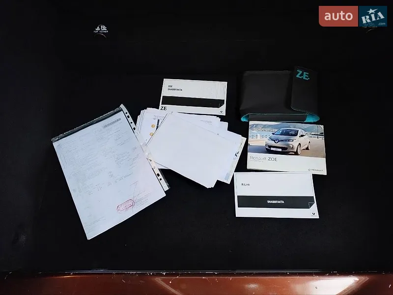 Хэтчбек Renault Zoe 2015 в Дрогобыче документ