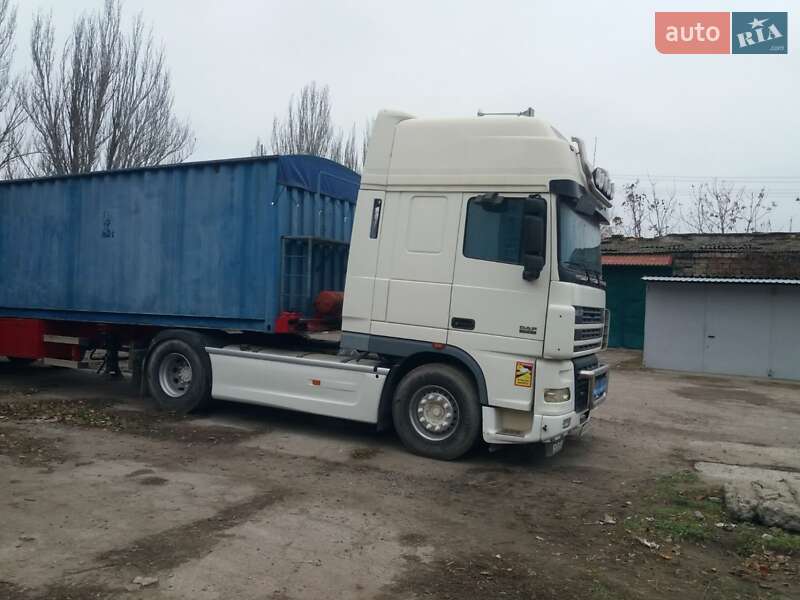 Контейнеровоз полуприцеп Renders 550 2002 в Одессе