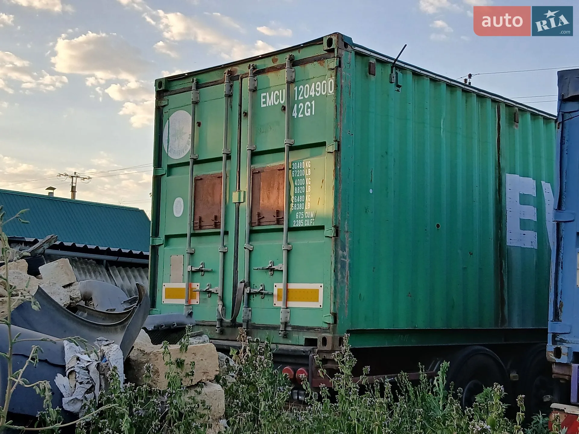 Renders B30 1999 VIN YA5B303A939M53281 фото оголошення 2 з 9
