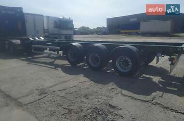 Контейнеровоз полуприцеп Renders N4TS31 1998 в 