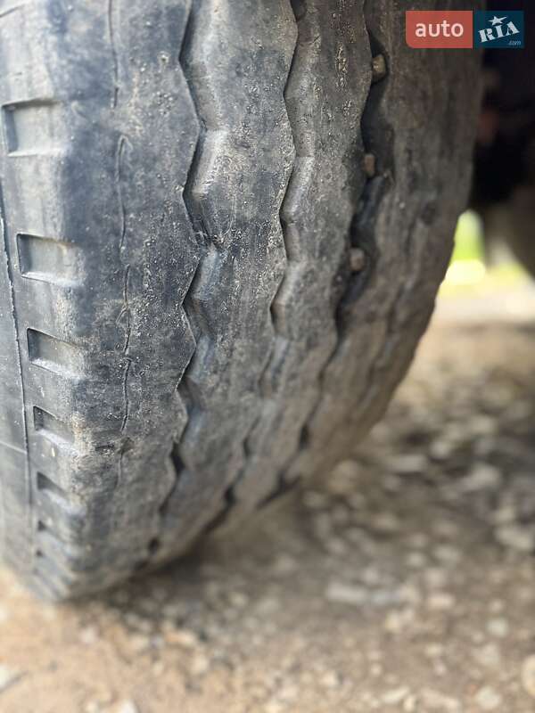 Тентованный борт (штора) - полуприцеп Renders NBPG 1996 в Жидачове