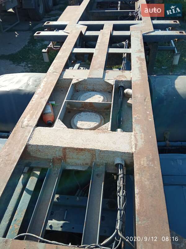 Контейнеровоз напівпричіп Renders RMAC 2000 в Ізмаїлі