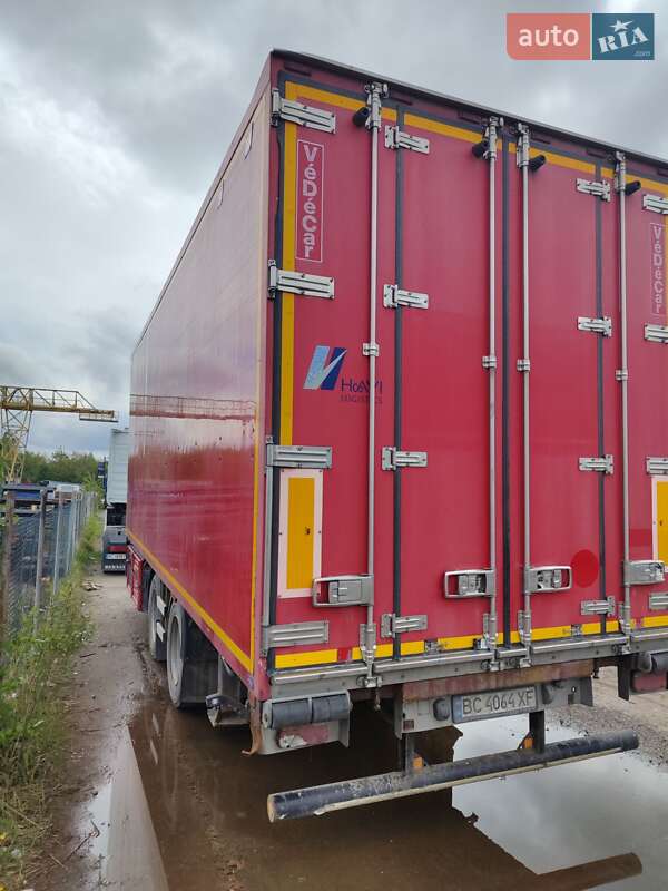 Рефрижератор Renders RMAC 2009 в Львове