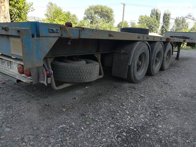 Контейнеровоз полуприцеп Renders ROC 1991 в Одессе