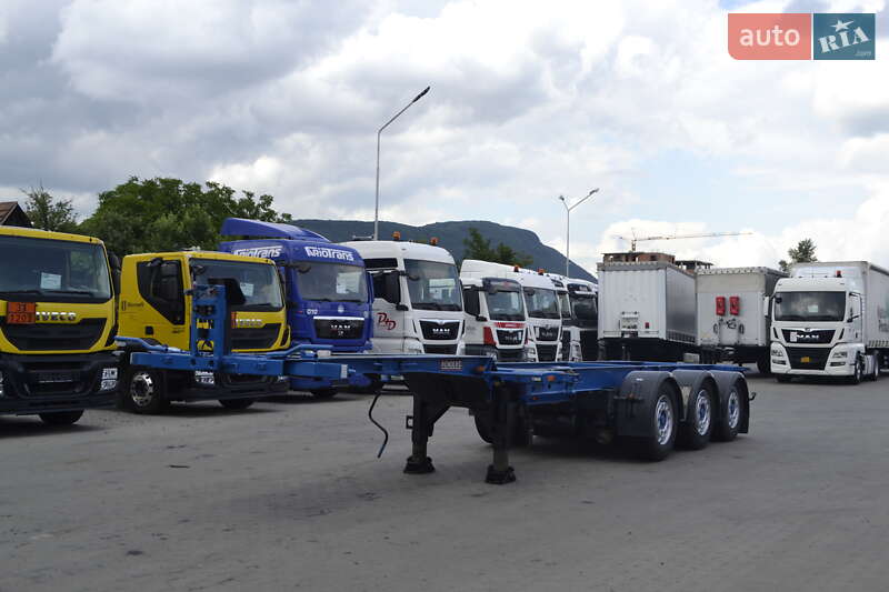 Контейнеровоз полуприцеп Renders RPS 2007 в Хусте