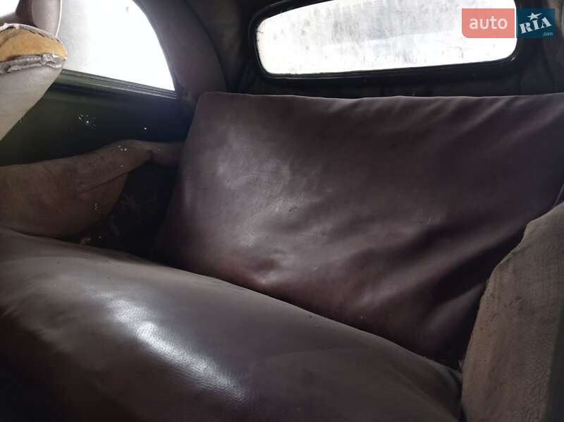 Купе Ретро автомобілі Класичні 1942 в Черкасах