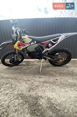 Мотоцикл Внедорожный (Enduro) Rieju MR 300 2021 в 