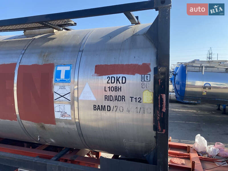 Цистерна полуприцеп Rinnen S-NA 1997 в Одессе