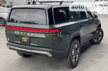 Внедорожник / Кроссовер Rivian R1S 2023 в 