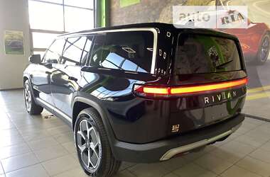 Внедорожник / Кроссовер Rivian R1S 2024 в Киеве