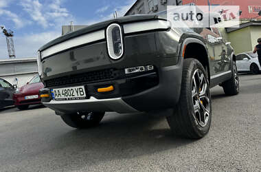 Внедорожник / Кроссовер Rivian R1S 2022 в Киеве