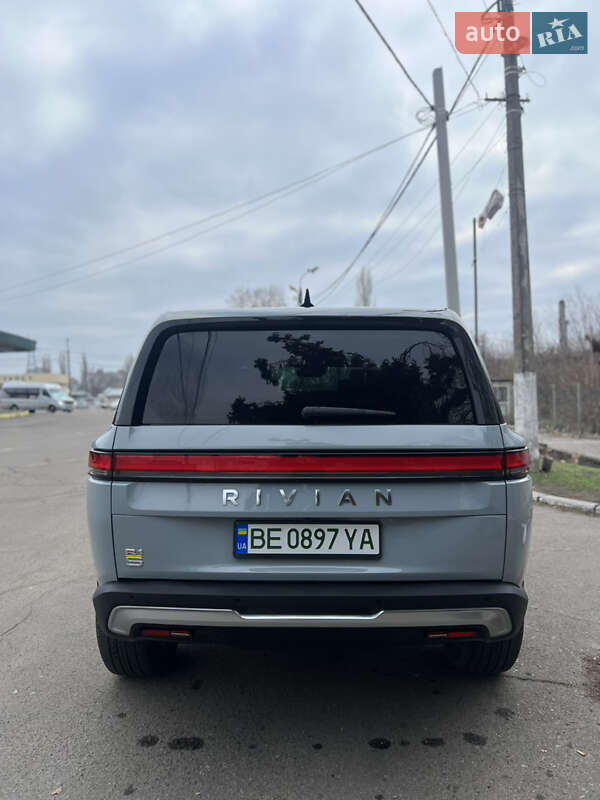 Позашляховик / Кросовер Rivian R1S 2023 в Миколаєві фото 4 Позашляховик / Кросовер Rivian R1S 2023 в Миколаєві