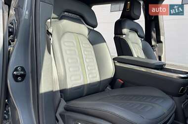 Внедорожник / Кроссовер Rivian R1S 2023 в 