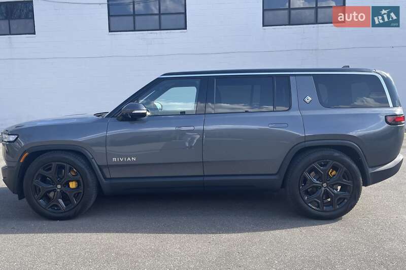 Внедорожник / Кроссовер Rivian R1S 2023 в Одессе