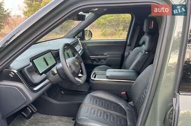 Внедорожник / Кроссовер Rivian R1S 2022 в 