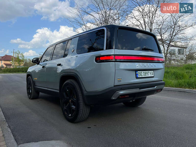 Позашляховик / Кросовер Rivian R1S 2023 в Миколаєві фото 19 Позашляховик / Кросовер Rivian R1S 2023 в Миколаєві