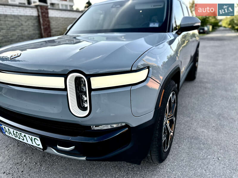 Позашляховик / Кросовер Rivian R1S 2023 в Києві
