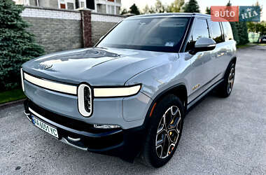 Внедорожник / Кроссовер Rivian R1S 2023 в Киеве