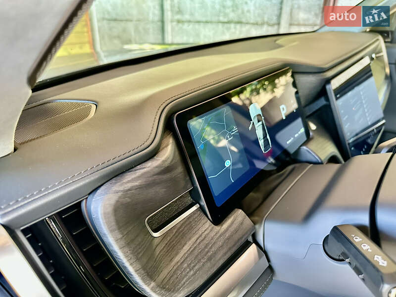 Позашляховик / Кросовер Rivian R1S 2023 в Києві