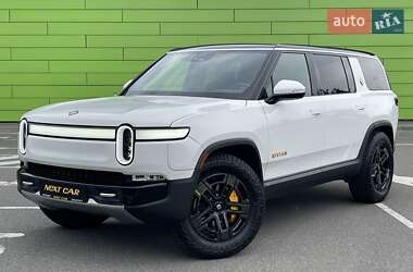 Внедорожник / Кроссовер Rivian R1S 2022 в Киеве