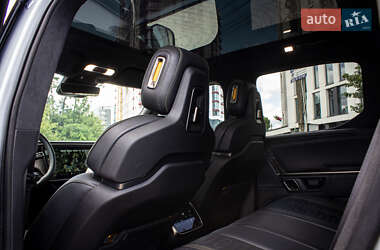 Пікап Rivian R1S 2022 в 