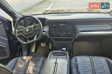 Внедорожник / Кроссовер Rivian R1S 2023 в 