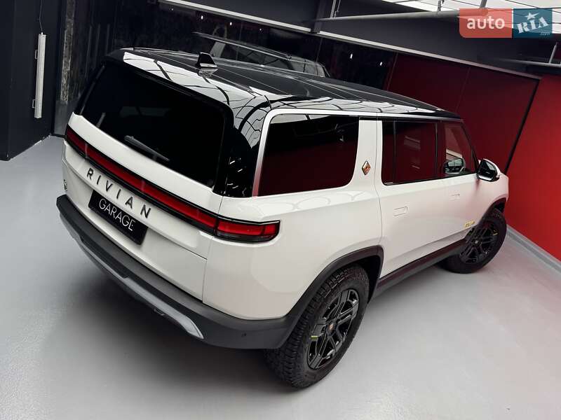 Внедорожник / Кроссовер Rivian R1S 2022 в Киеве