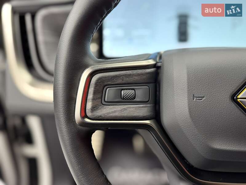 Внедорожник / Кроссовер Rivian R1S 2022 в Киеве