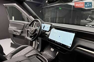 Внедорожник / Кроссовер Rivian R1S 2022 в 