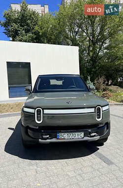 Внедорожник / Кроссовер Rivian R1S 2022 в 