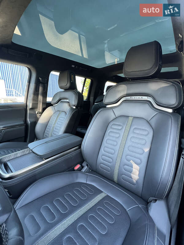 Позашляховик / Кросовер Rivian R1S 2022 в Львові
