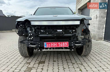 Позашляховик / Кросовер Rivian R1S 2023 в 