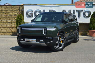 Позашляховик / Кросовер Rivian R1S 2023 в 