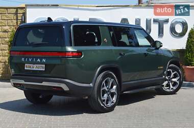 Позашляховик / Кросовер Rivian R1S 2023 в 