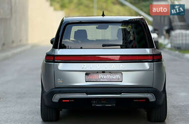 Внедорожник / Кроссовер Rivian R1S 2023 в 