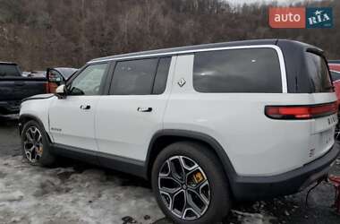 Позашляховик / Кросовер Rivian R1S 2024 в Дрогобичі