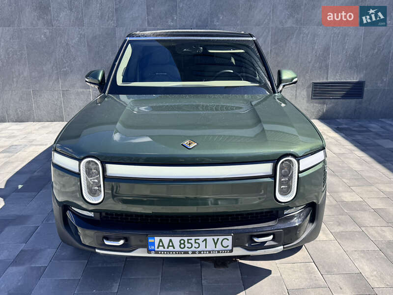 Внедорожник / Кроссовер Rivian R1S 2023 в Киеве