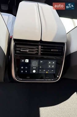 Внедорожник / Кроссовер Rivian R1S 2025 в 