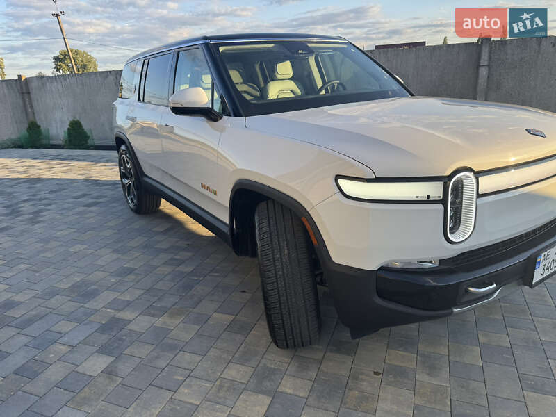 Універсал Rivian R1S 2024 в Дніпрі