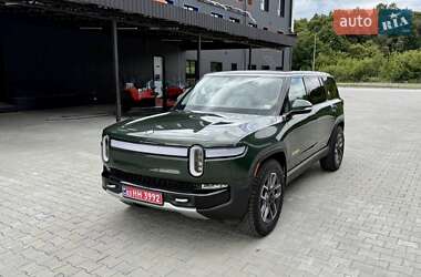 Позашляховик / Кросовер Rivian R1S 2023 в 