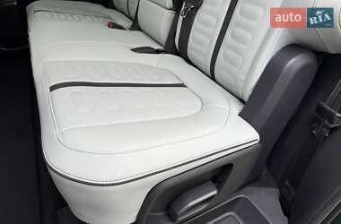 Позашляховик / Кросовер Rivian R1S 2023 в 