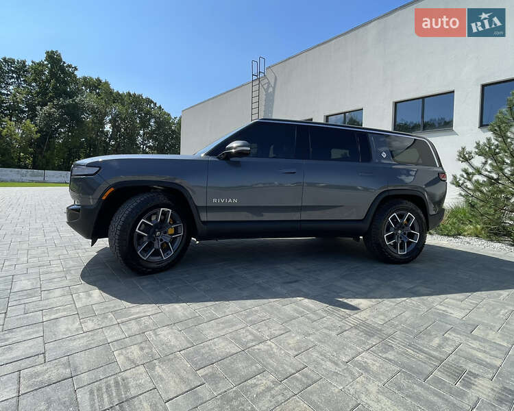 Позашляховик / Кросовер Rivian R1S 2023 в Луцьку