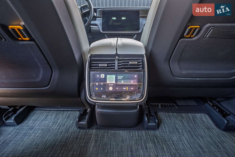 Позашляховик / Кросовер Rivian R1S 2023 в Києві