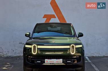 Позашляховик / Кросовер Rivian R1S 2023 в 