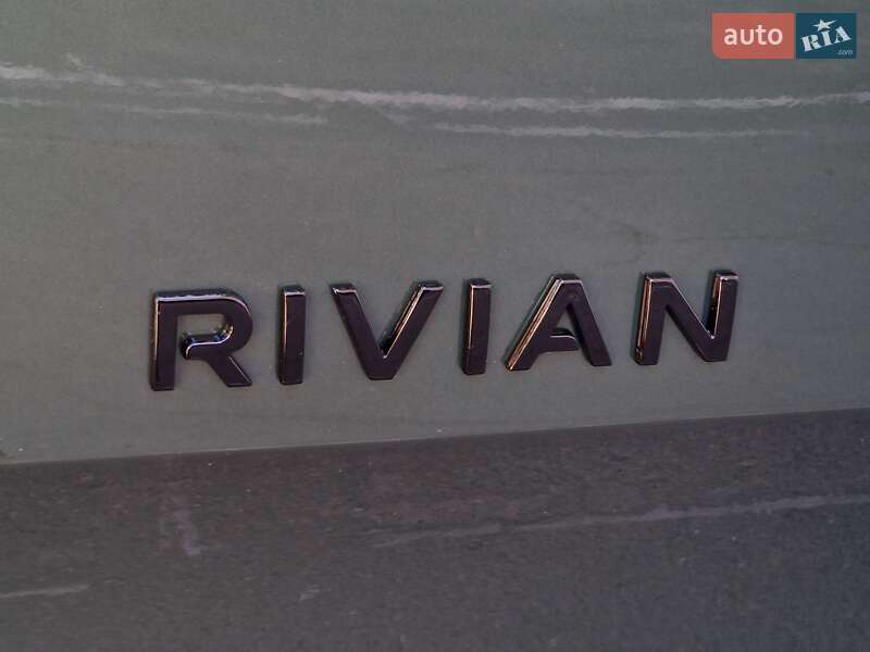 Внедорожник / Кроссовер Rivian R1S 2023 в Одессе