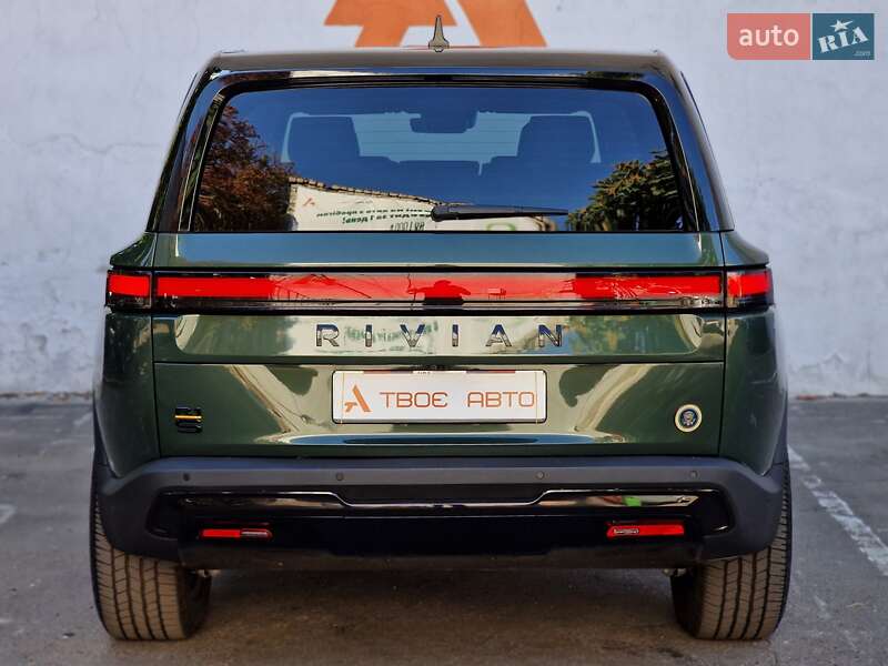 Внедорожник / Кроссовер Rivian R1S 2023 в Одессе