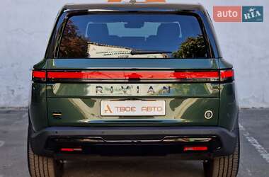 Позашляховик / Кросовер Rivian R1S 2023 в 